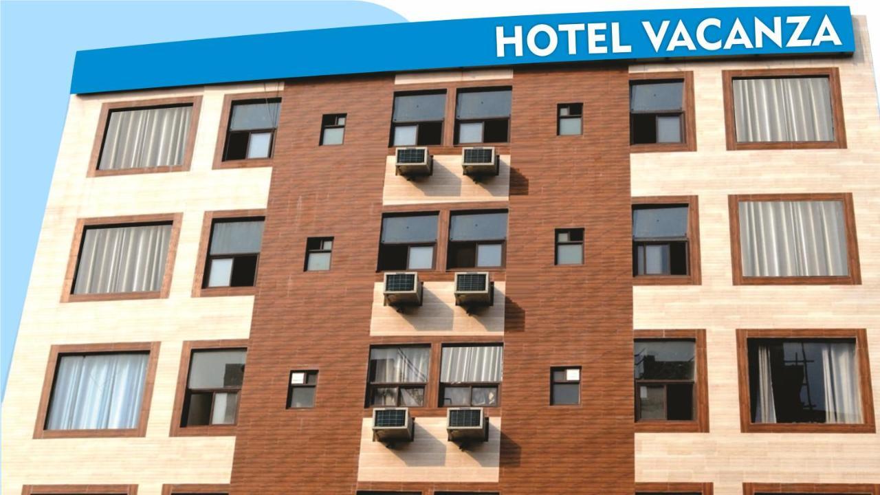 Fabexpress Vacanza Noida Extérieur photo