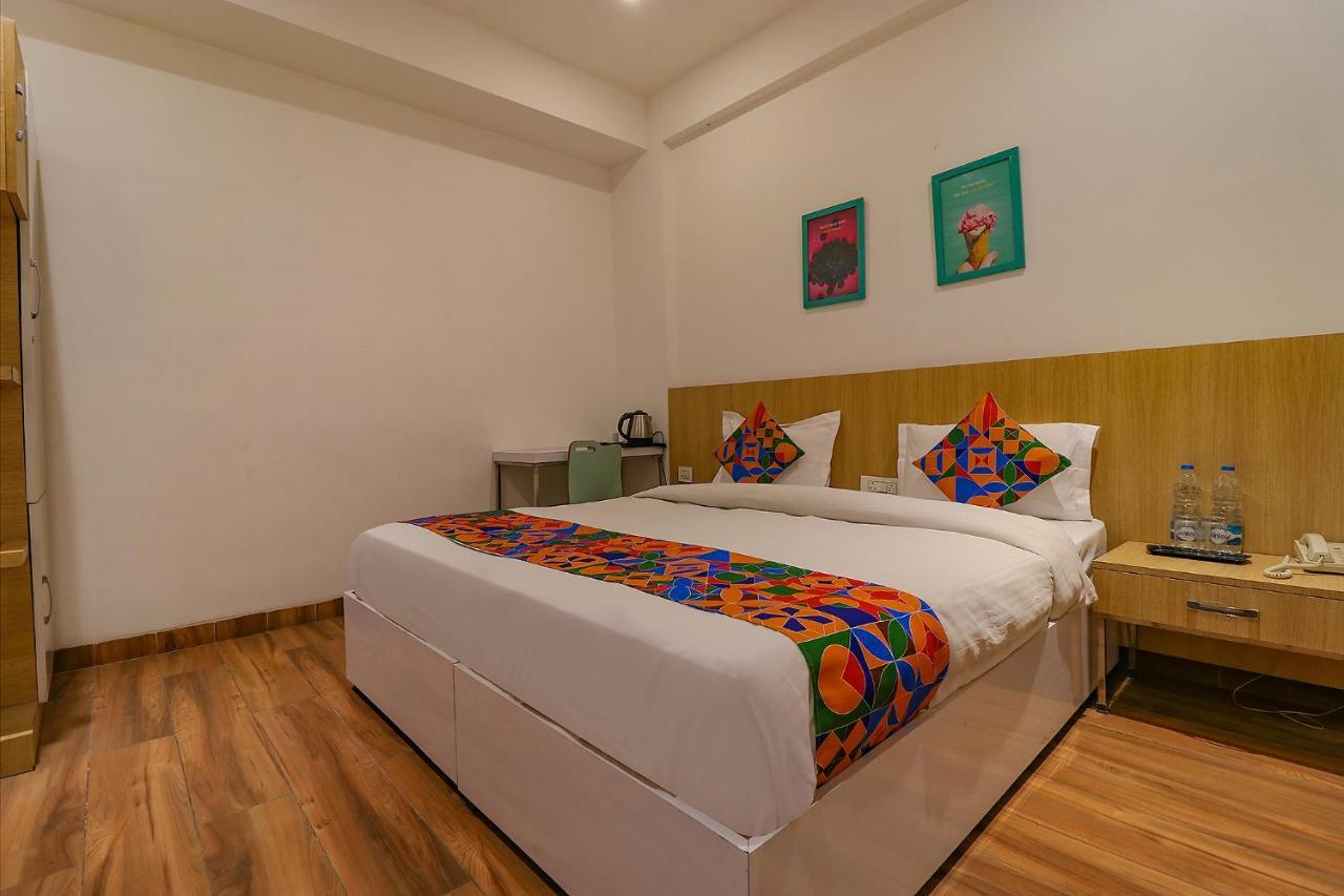 Fabexpress Vacanza Noida Extérieur photo